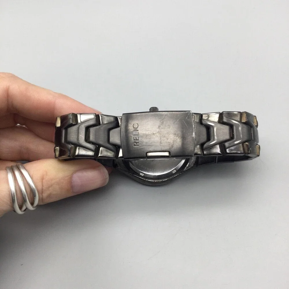 Relic Wet ZR11811 Mens Watch 40mm Black Dial Stainless Date New Battery 8.25